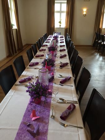 F0A90F93-31DB-4786-A95D-52367996FA92